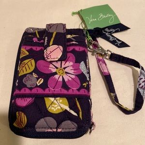 NWT 🌸 Vera Bradley carry it all wristlet wallet in floral Nightingale